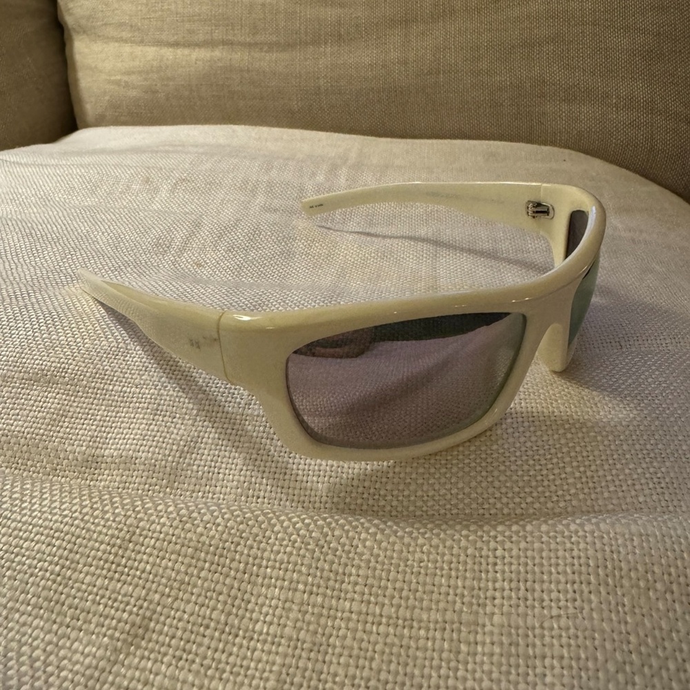 Lexxola white rose tinted sunglasses